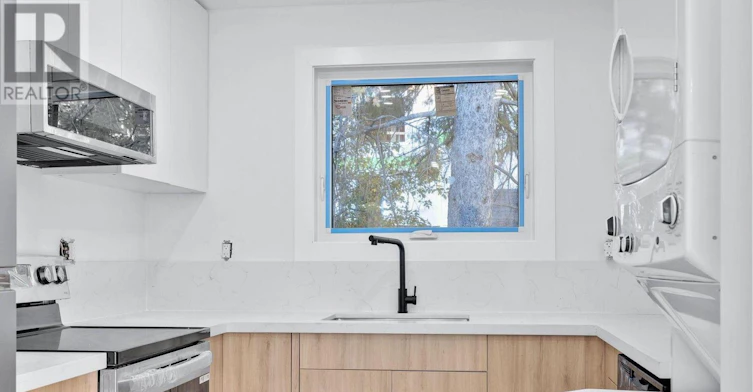 4-598 Kirkwood Avenue, Ottawa, ON, K1Z 5X4 - 11