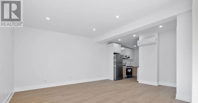 4-598 Kirkwood Avenue, Ottawa, ON, K1Z 5X4 - 5