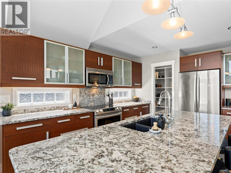13-6421 Eagle Bay Road, Eagle Bay, BC, V0E 1T0 - 12
