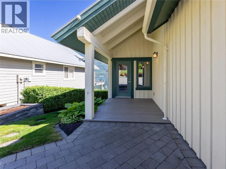13-6421 Eagle Bay Road, Eagle Bay, BC, V0E 1T0 - 4