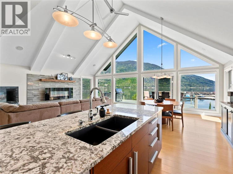 13-6421 Eagle Bay Road, Eagle Bay, BC, V0E 1T0 - 13