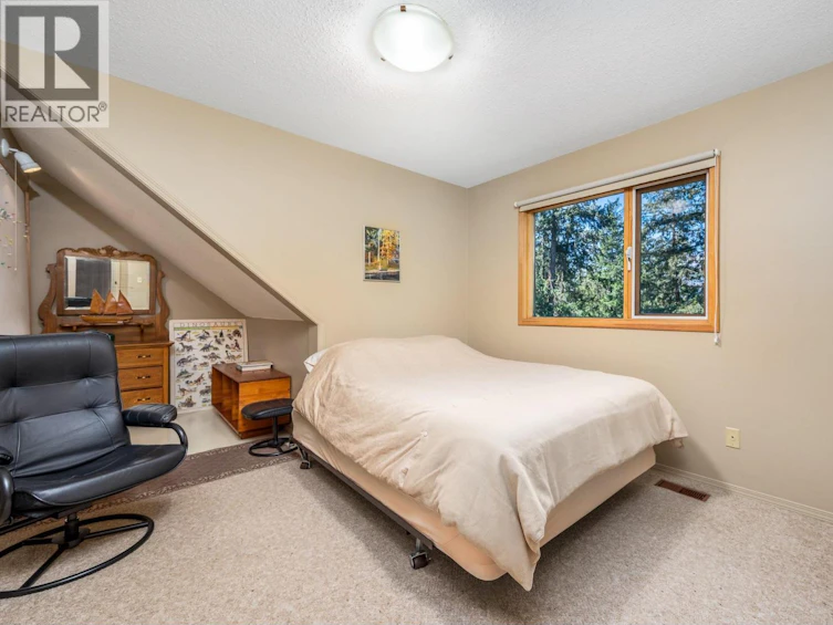 2245 Okanagan Street, Armstrong, BC, V0E 1B0 - 25