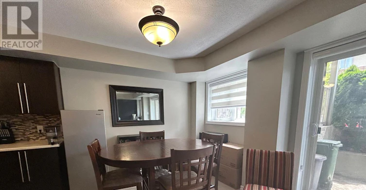 1-305 Cresthaven Drive, Ottawa, ON, K2G 4R5 - 5