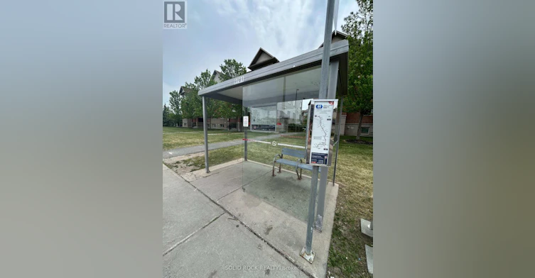 1-305 Cresthaven Drive, Ottawa, ON, K2G 4R5 - 24