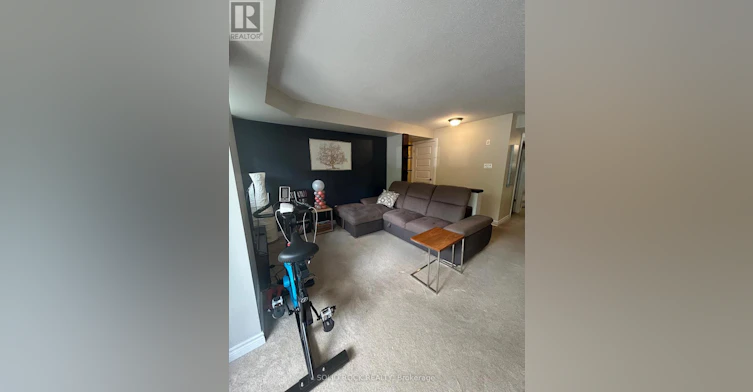 1-305 Cresthaven Drive, Ottawa, ON, K2G 4R5 - 7