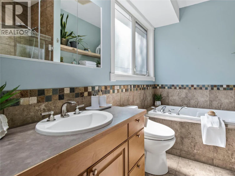 2422 Waverly Drive, Blind Bay, BC, V0E 1H2 - 32