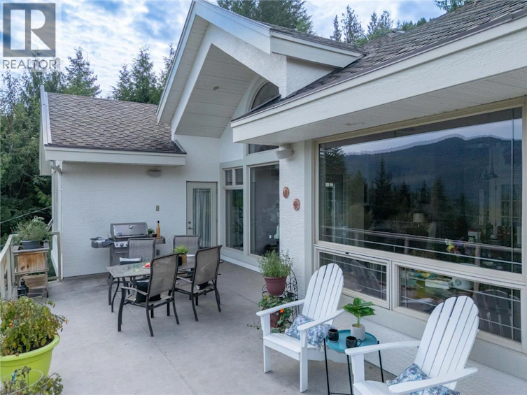 2422 Waverly Drive, Blind Bay, BC, V0E 1H2 - 27