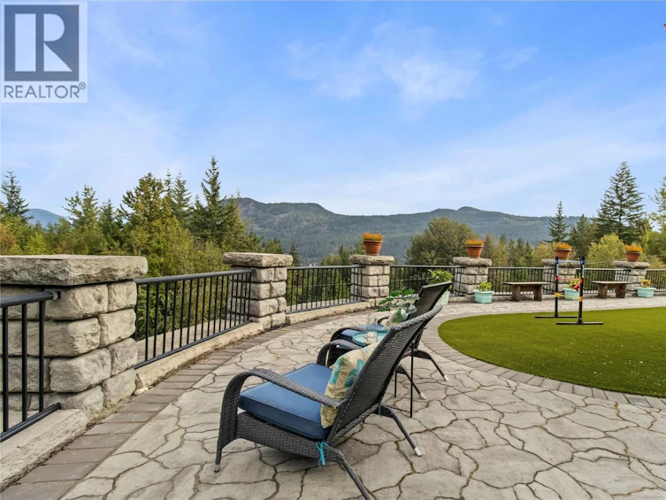 2422 Waverly Drive, Blind Bay, BC, V0E 1H2 - 66