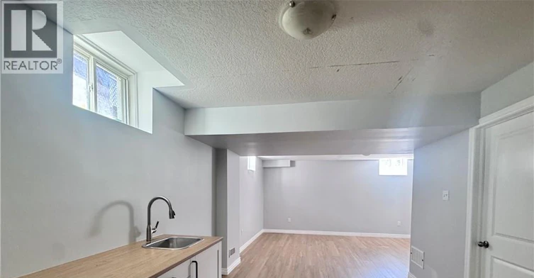 154 Rosemount Drive, Kitchener, ON, N2B 1R5 - 36