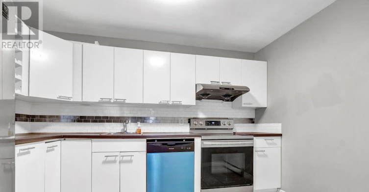 1-460 Fenerty Court, Ottawa, ON, K2L 3A9 - 11