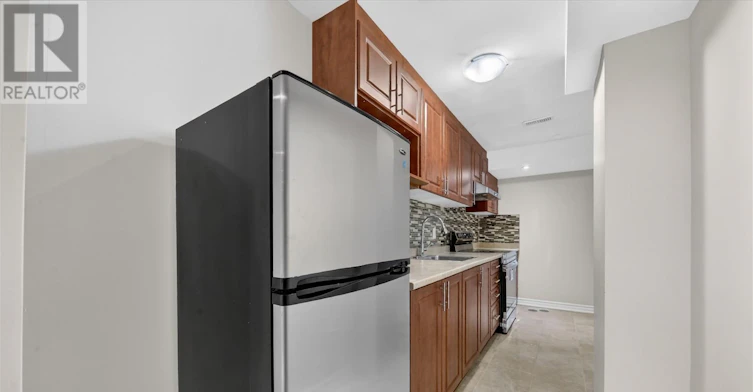 BSMT-70 Tozer Crescent, Ajax, ON, L1T 5A1 - 9