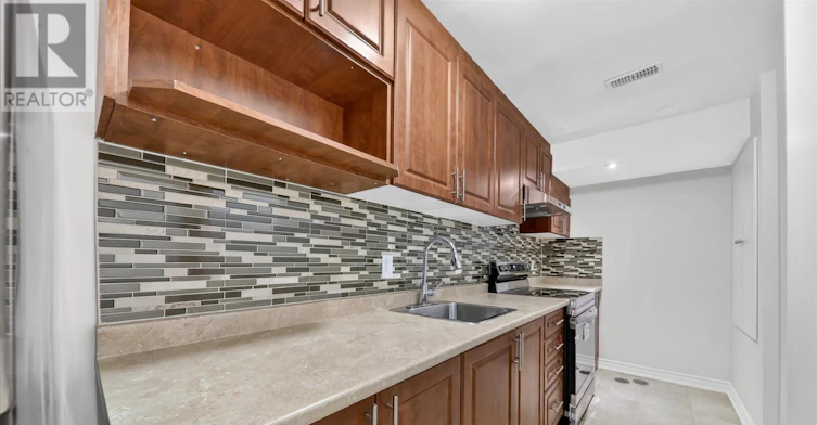 BSMT-70 Tozer Crescent, Ajax, ON, L1T 5A1 - 10