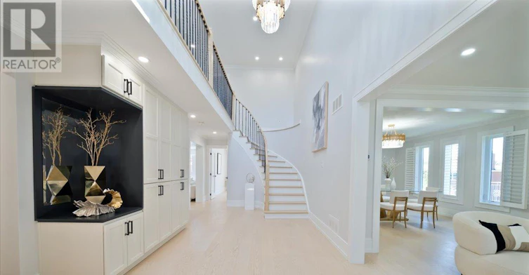 157 Jeanne Drive, Vaughan, ON, L4L 1X8 - 4