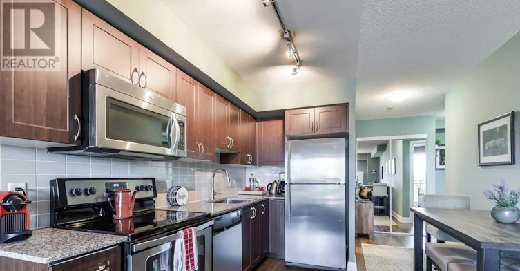 515-370 7 Highway E, Richmond Hill, ON, L4B 0C4 - 5