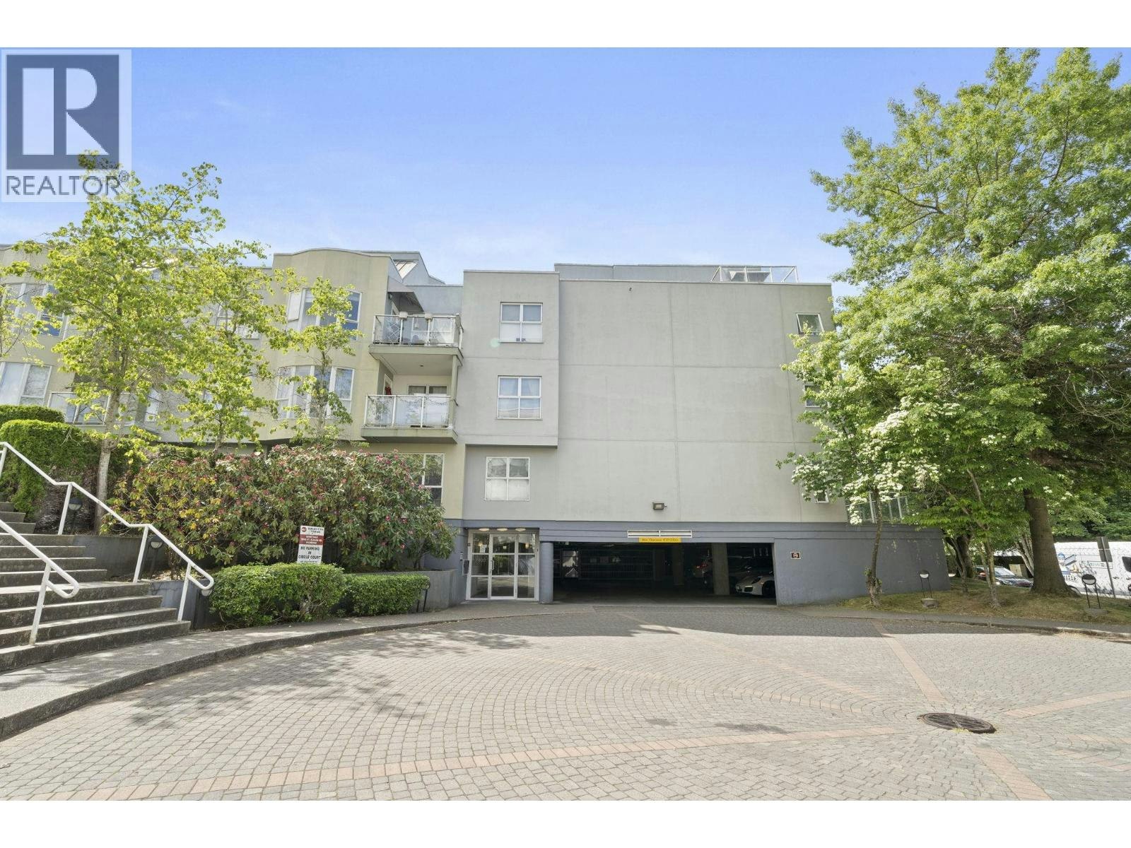 304-7800 St. Albans Road, Richmond, BC, V6Y 3Y5