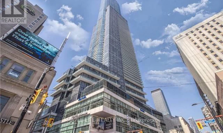 6110-388 Yonge Street