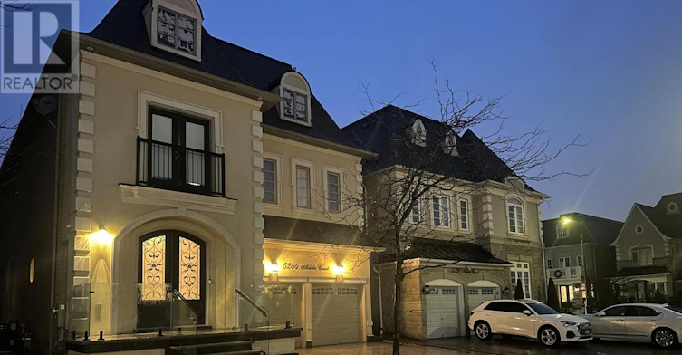 5244 Adobe Court, Mississauga, ON, L5M 0K8