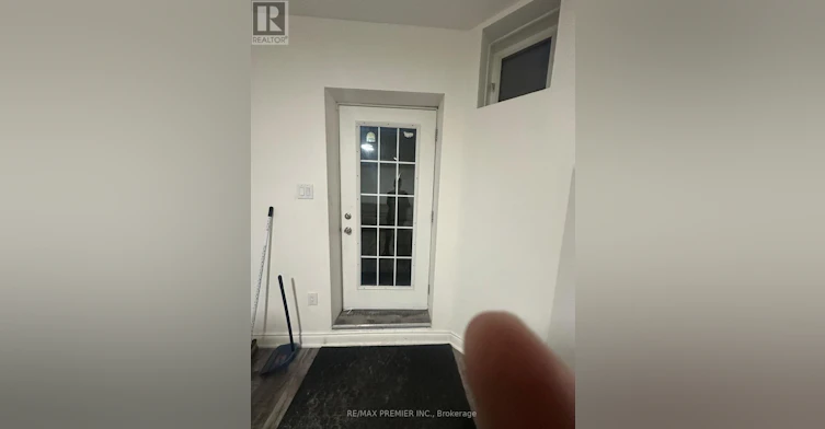 5244 Adobe Court, Mississauga, ON, L5M 0K8 - 5