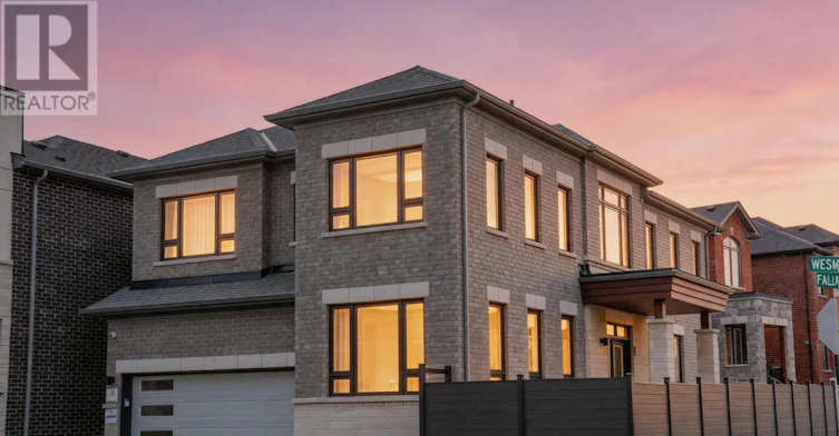231 Fallharvest Way, Whitchurch-Stouffville, ON, L4A 5C2
