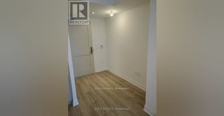 825-26 Gibbs Road, Toronto, ON, M9B 0E3 - 4