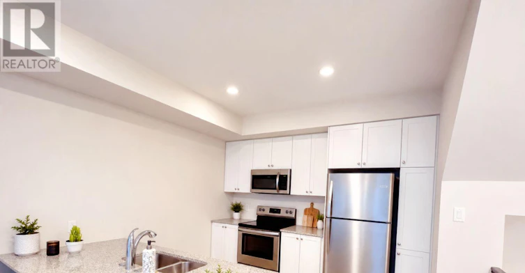 513 Ozawa Private, Ottawa, ON, K1K 4Z8 - 4