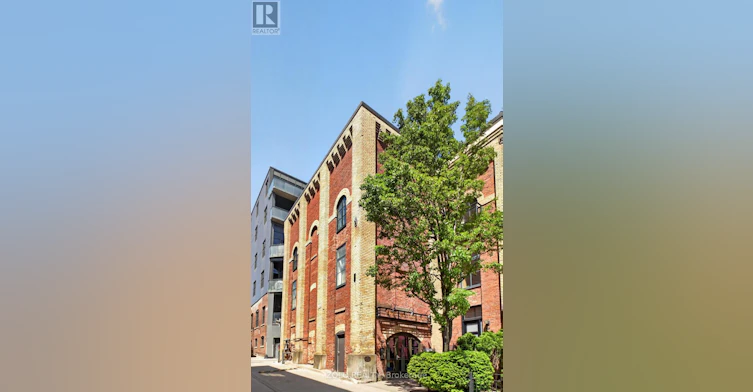 3-39 Old Brewery Lane, Toronto, ON, M5A 3P2 - 2