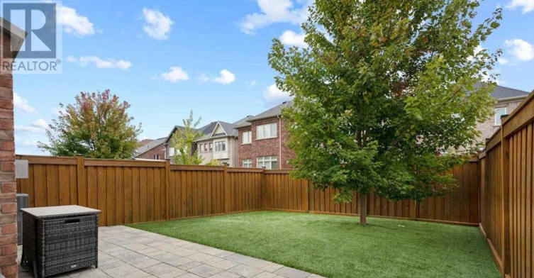 11 Claudview Street, King, ON, L7B 0C6 - 20