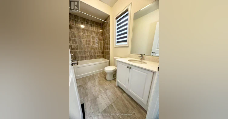 162 Rowe Street, Bradford West Gwillimbury, ON, L3Z 4N2 - 11