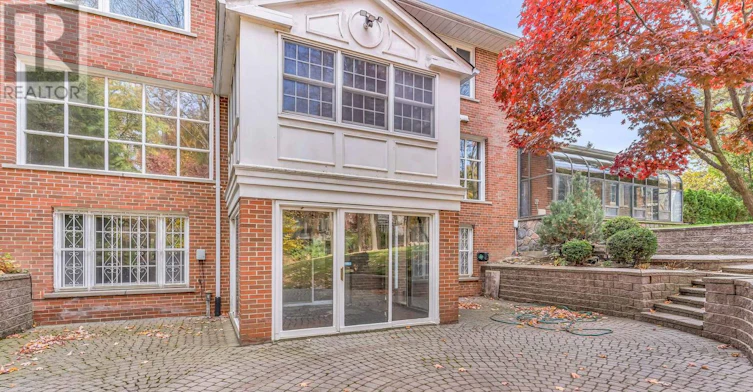22 Salonica Road, Toronto, ON, M3C 2L9 - 49