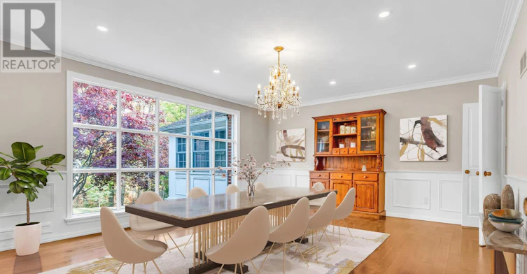 22 Salonica Road, Toronto, ON, M3C 2L9 - 10