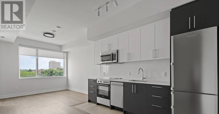 906-664 Spadina Avenue, Toronto, ON, M5S 2H7 - 10