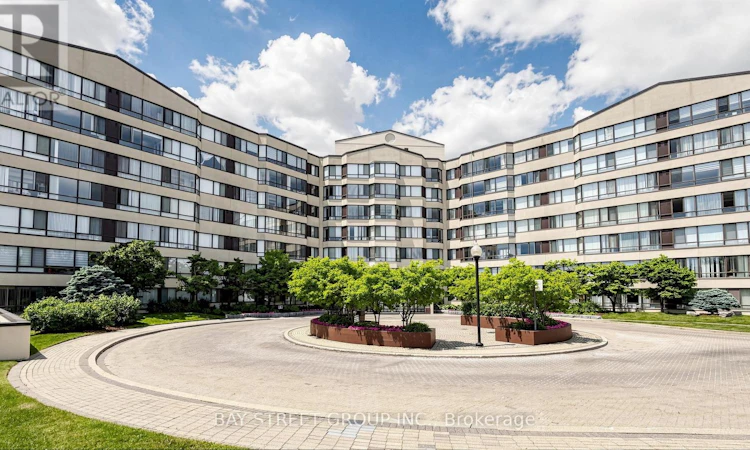 PH 720-1001 Cedarglen Gate