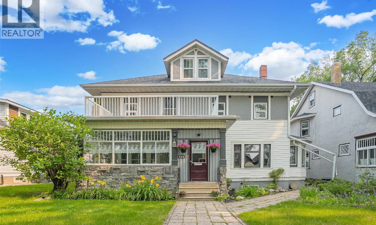 214 29th Street W