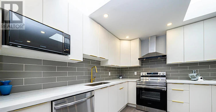 2-919 Lake Drive N, Georgina, ON, L4P 3E9 - 14