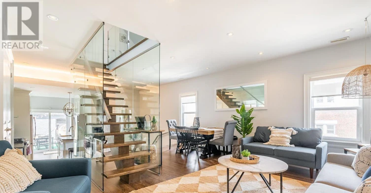 1-2256 Queen Street E, Toronto, ON, M4E 1G2 - 2