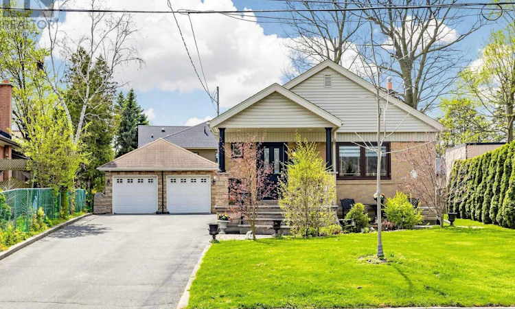 10 Woolton Crescent