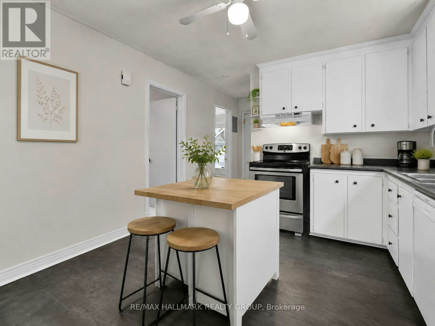 2-55 Ivy Crescent, Ottawa, ON, K1M 1Y1 - 13
