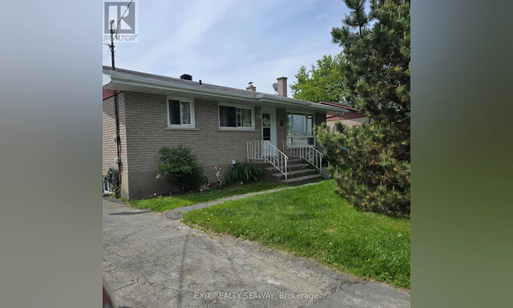 320 Balmoral Avenue