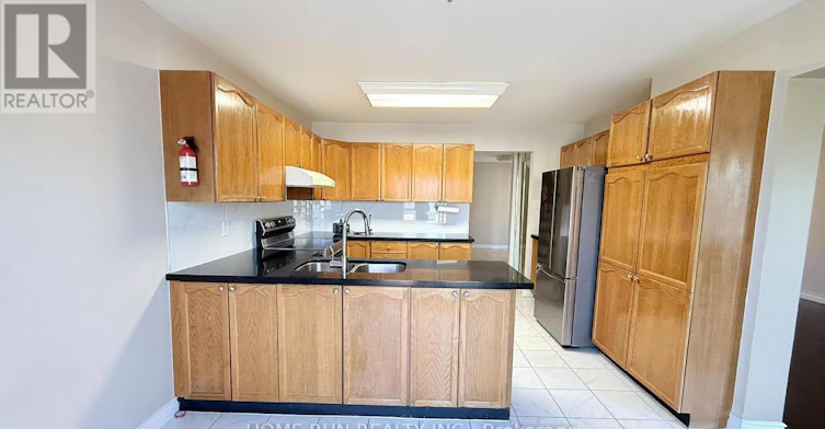 2067 Legrand Crescent, Ottawa, ON, K1E 3R1 - 6