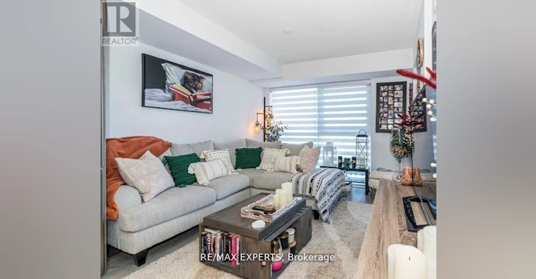 701-225 Village Green Square, Toronto, ON, M1S 0L3 - 4