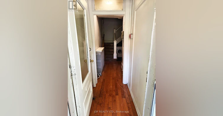 MAIN FLOOR-383 Lansdowne Avenue, Toronto, ON, M6H 3Y2 - 2