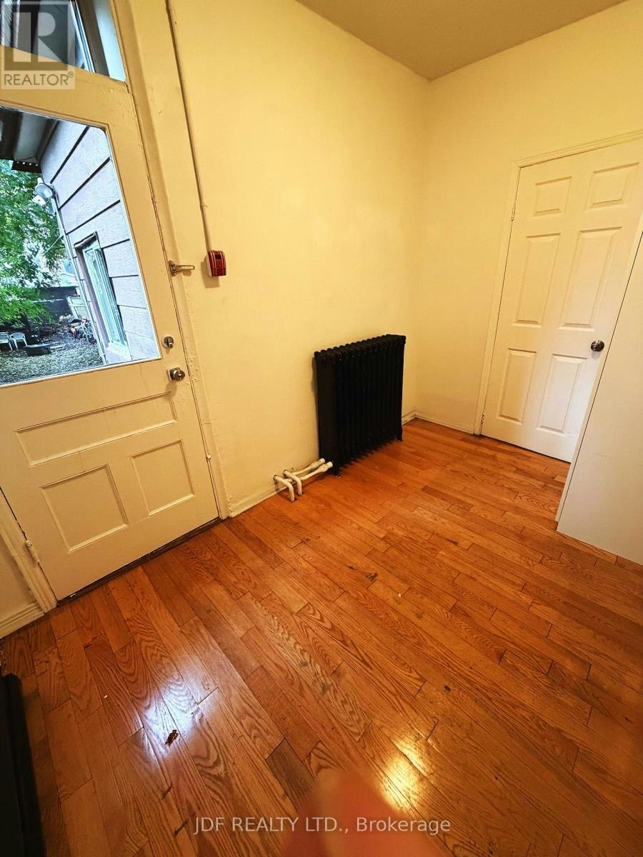 MAIN FLOOR-383 Lansdowne Avenue, Toronto, ON, M6H 3Y2 - 21
