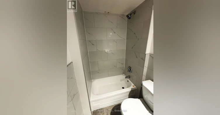 MAIN FLOOR-383 Lansdowne Avenue, Toronto, ON, M6H 3Y2 - 13