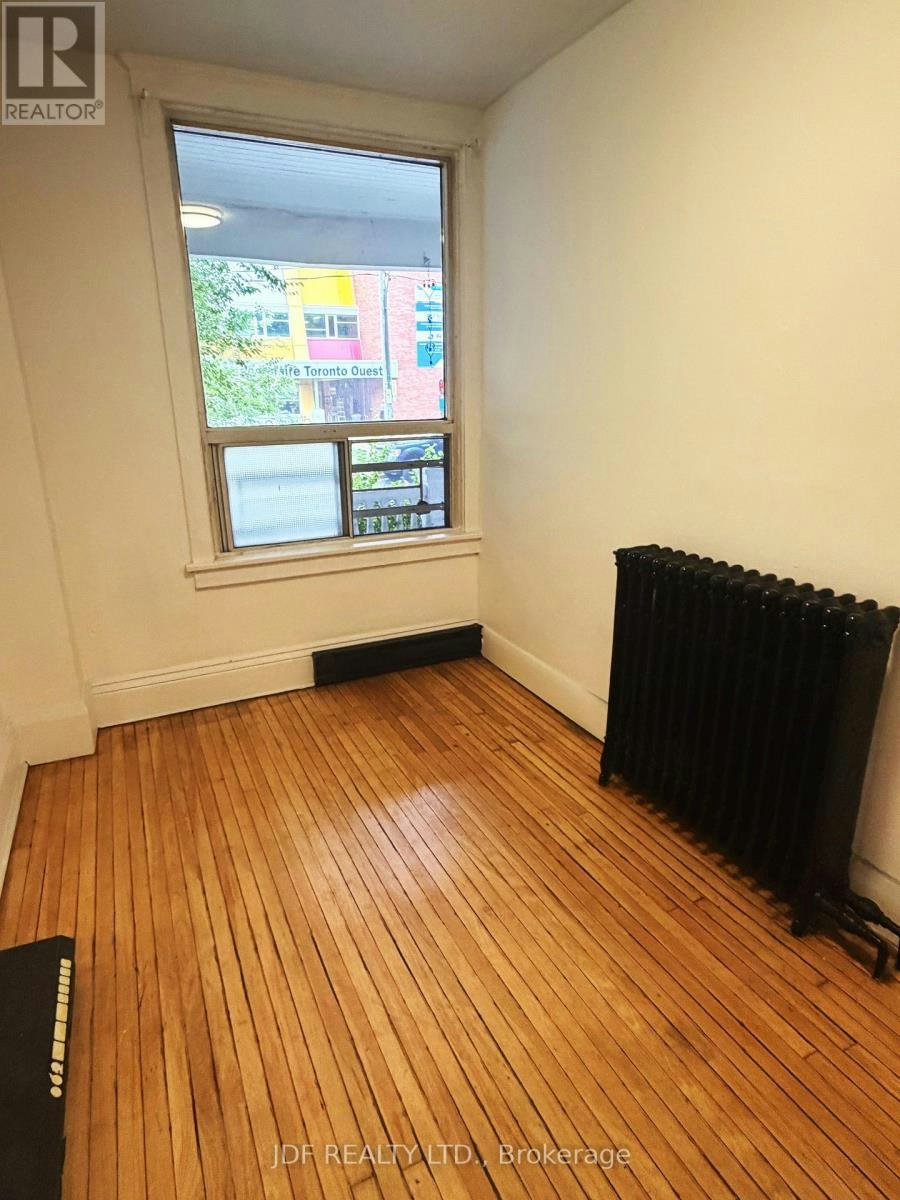 MAIN FLOOR-383 Lansdowne Avenue, Toronto, ON, M6H 3Y2 - 5