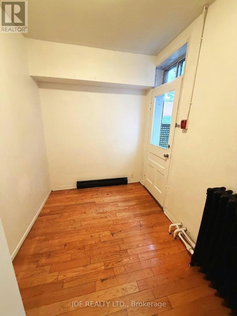 MAIN FLOOR-383 Lansdowne Avenue, Toronto, ON, M6H 3Y2 - 18