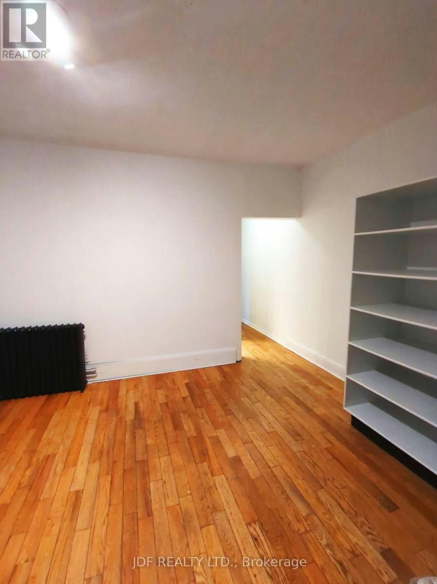 MAIN FLOOR-383 Lansdowne Avenue, Toronto, ON, M6H 3Y2 - 16