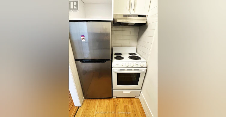 MAIN FLOOR-383 Lansdowne Avenue, Toronto, ON, M6H 3Y2 - 10