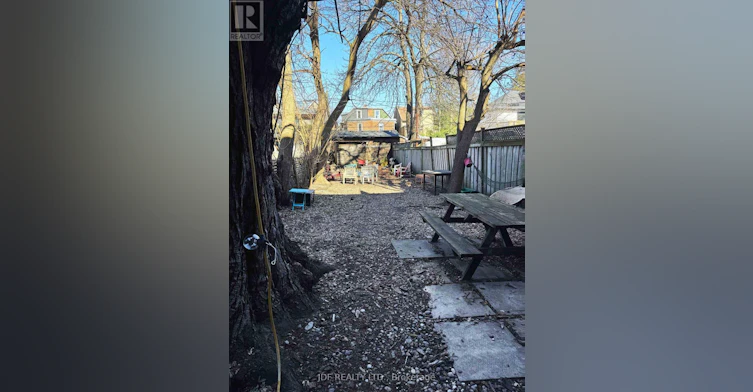 MAIN FLOOR-383 Lansdowne Avenue, Toronto, ON, M6H 3Y2 - 24
