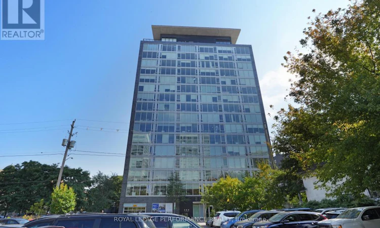 702-300 Lisgar Street