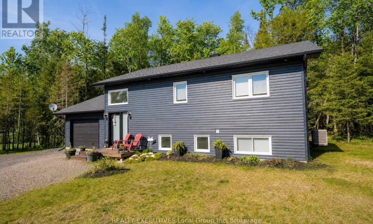 61 Astor Street S